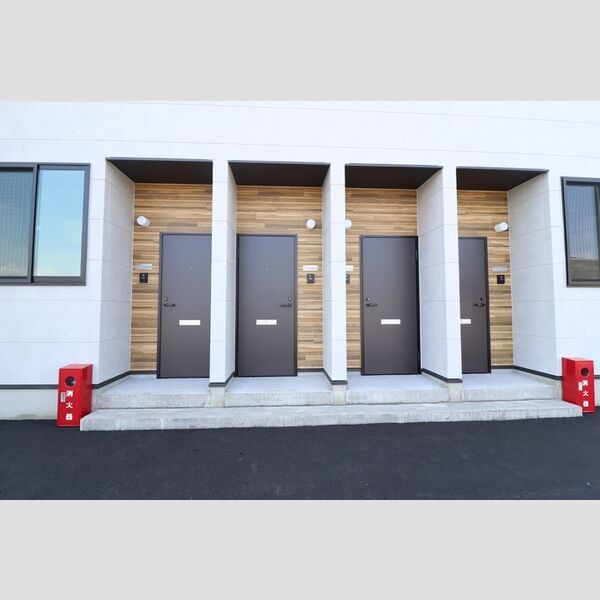 エントランス (エントランス)