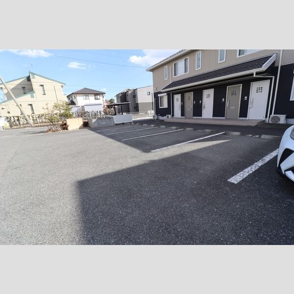 駐車場 (駐車場)