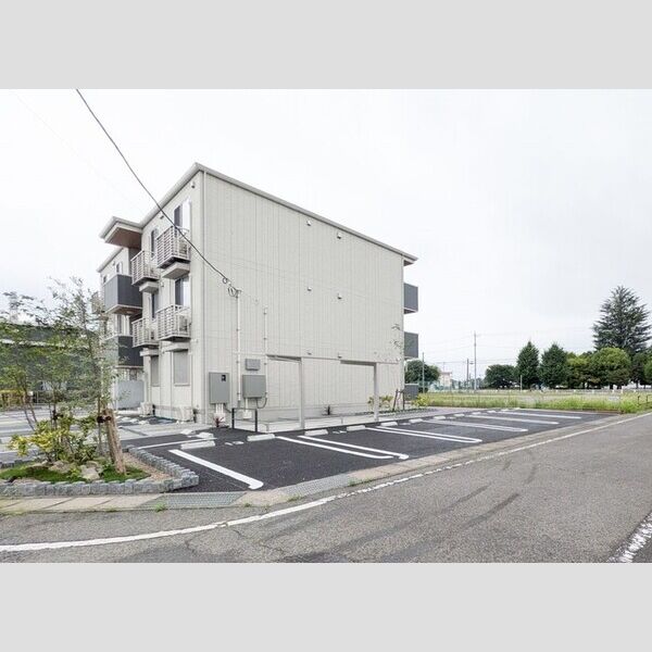 駐車場 (駐車場)