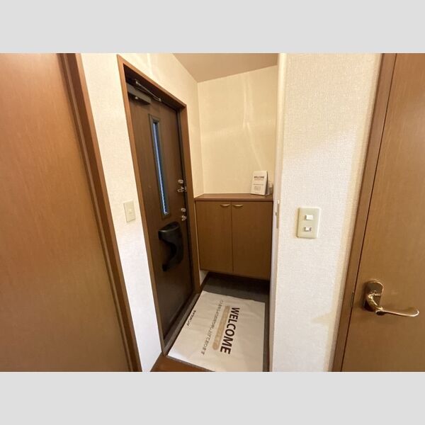 玄関 (玄関)