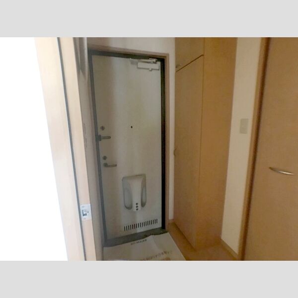 玄関 (玄関入り口)