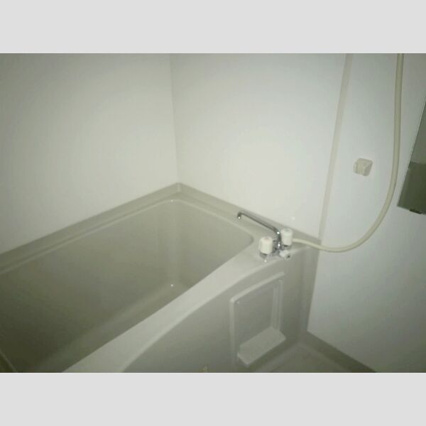 バス (ユニットバスです)