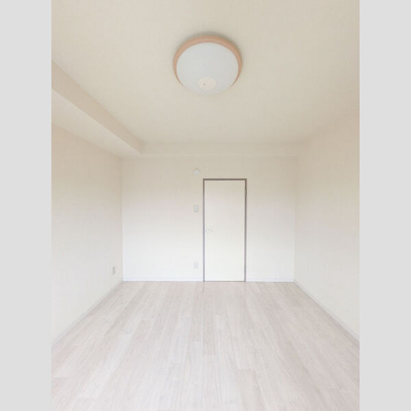 その他 (洋室7.3帖)