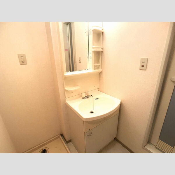 洗面所 (洗面化粧台)