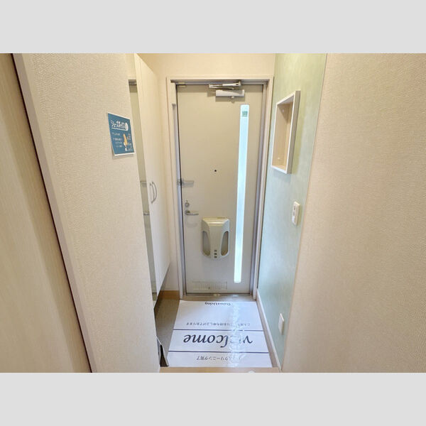 玄関 (玄関)