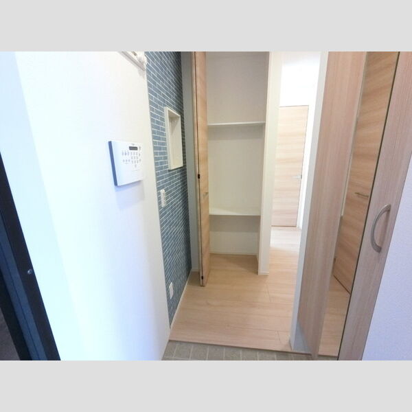 玄関 (玄関入り口)