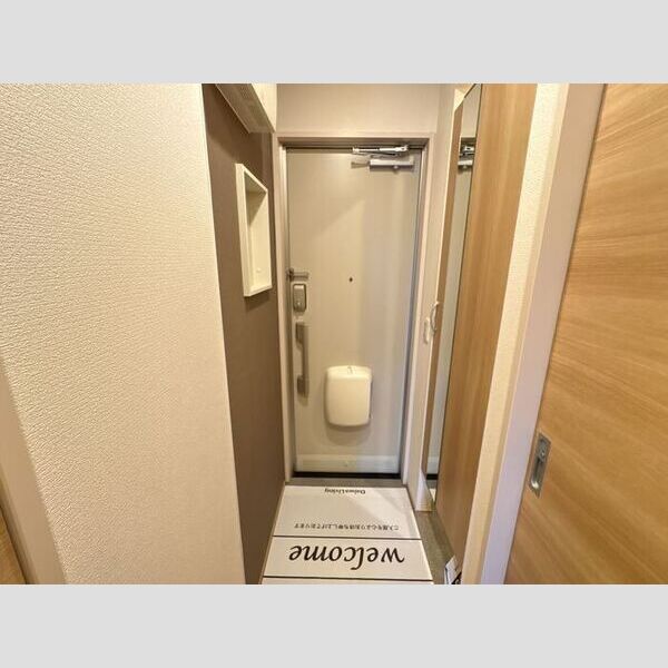 玄関 (玄関)