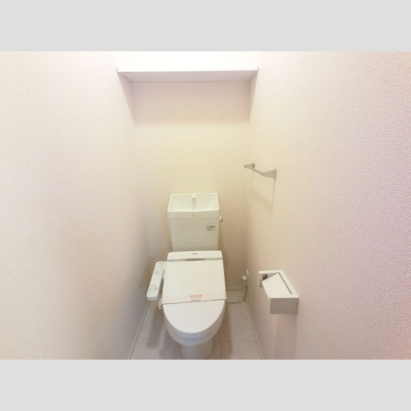 トイレ (温水洗浄暖房便座)