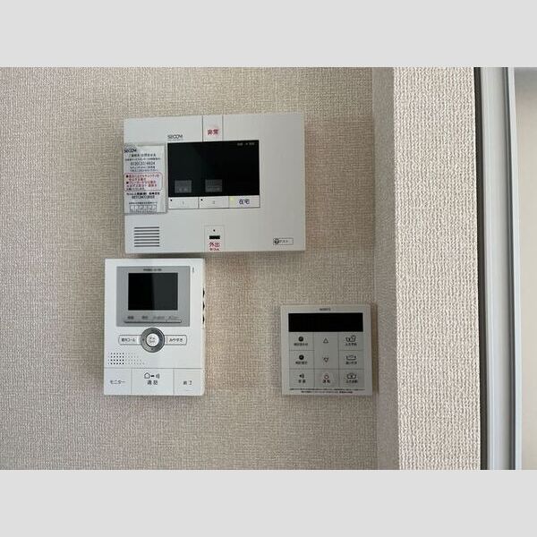 その他設備 (ALSOKホームセキュリティ&録画機能付カラーTVインターホン)