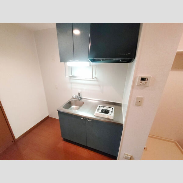 キッチン (1口コンロ付きシステムキッチンです。)