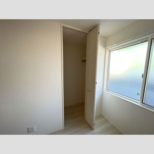 収納 (ウォークインクローゼット)