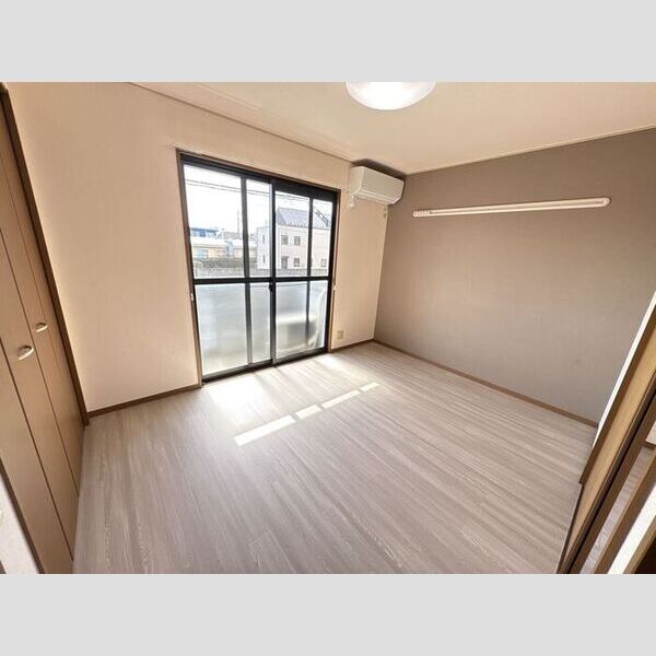 居室・リビング (洋室)