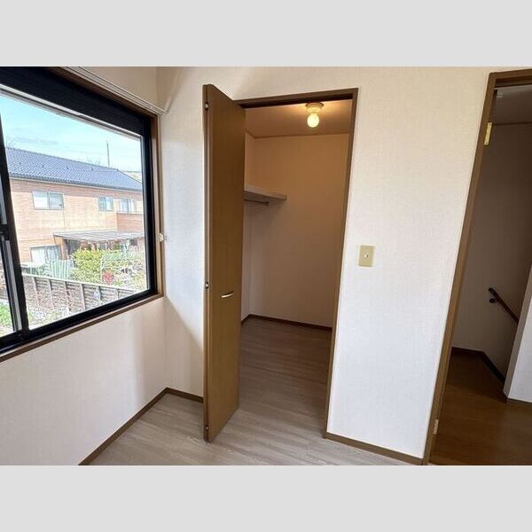 収納 (ウォークインクローゼット)