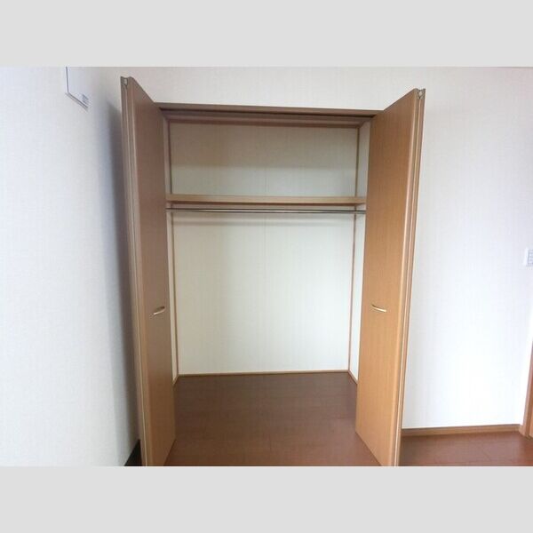 収納 (クローゼット)