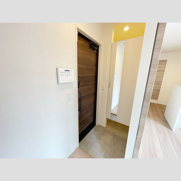 玄関 (玄関入り口)