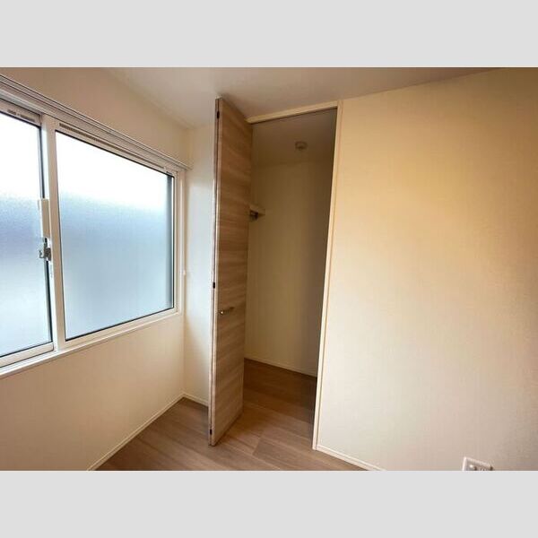 収納 (ウォークインクローゼット)