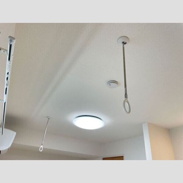 その他 (雨の日も安心室内物干し)