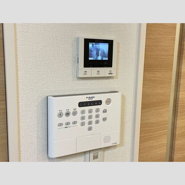 その他設備 (ALSOKホームセキュリティ&録画機能付カラーTVインターホン)