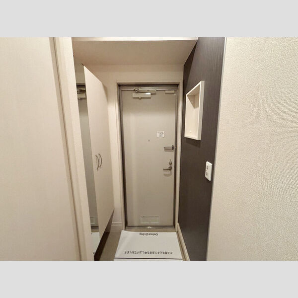 玄関 (玄関)