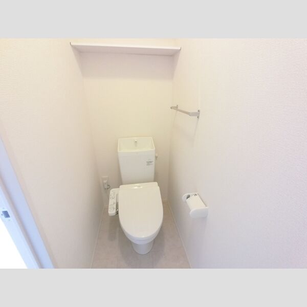 トイレ (温水洗浄暖房便座)