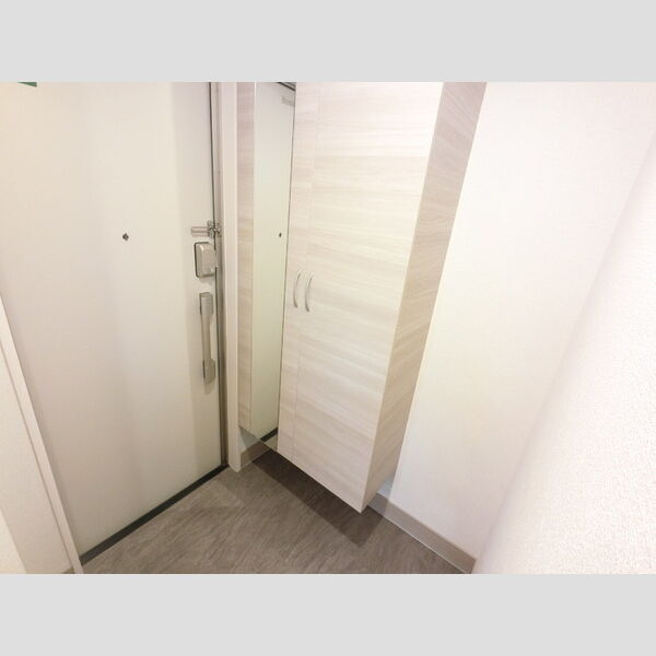 玄関 (玄関)