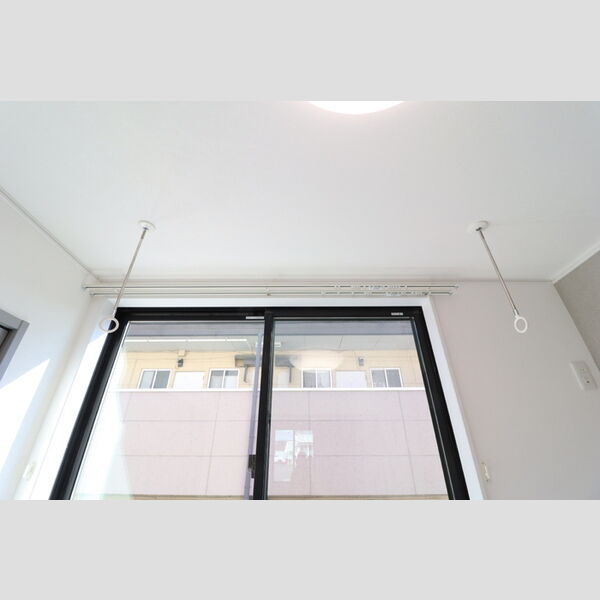 その他 (室内物干し)