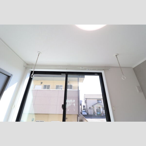 その他 (室内物干し)