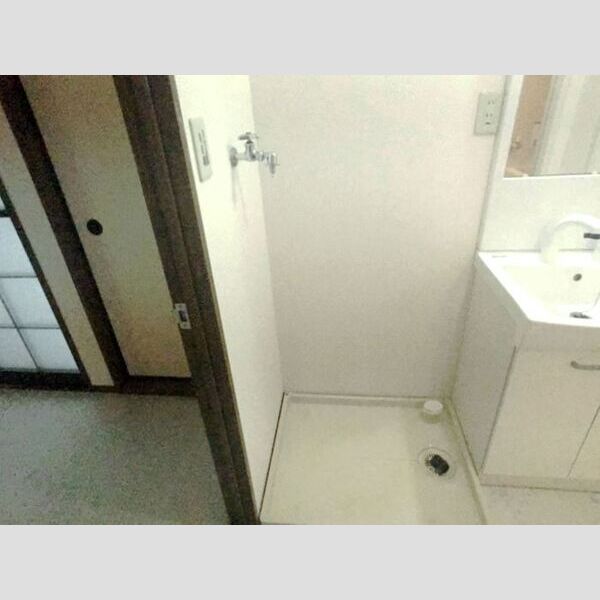 その他 (室内洗濯機置き場)