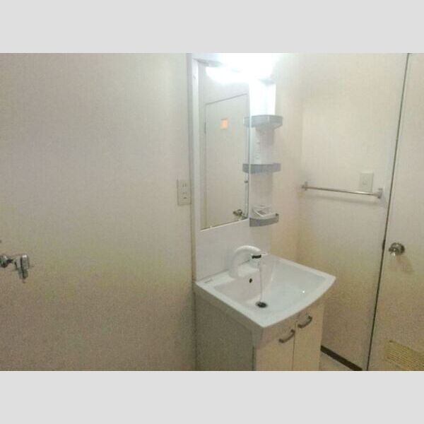 洗面所 (洗髪洗面化粧台)