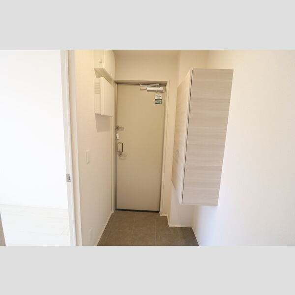 玄関 (玄関)