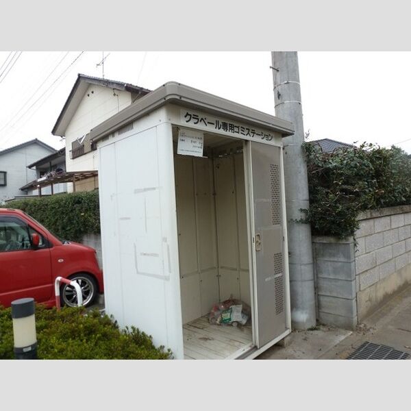 現地周辺 (ごみステーションです。)