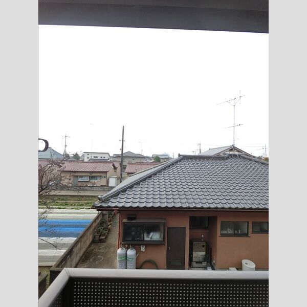 現地周辺 (南側に大きな建物もなく見晴らしも良好です!)
