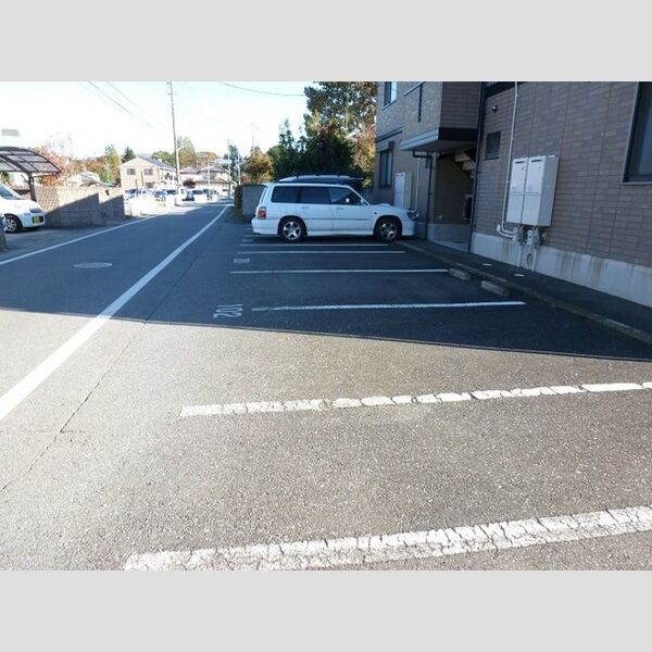 駐車場 (駐車場)