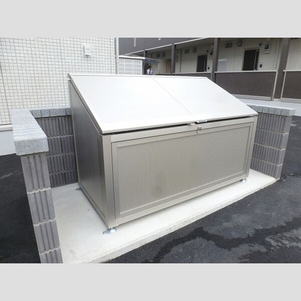 現地周辺 (ごみステーション)