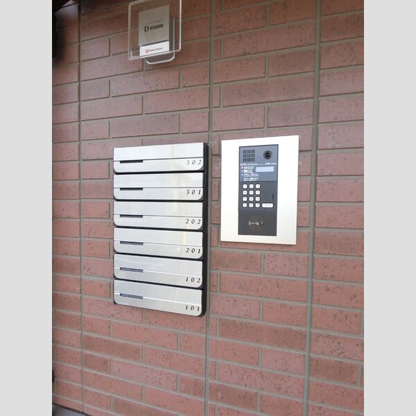 エントランス (オートロックです。)