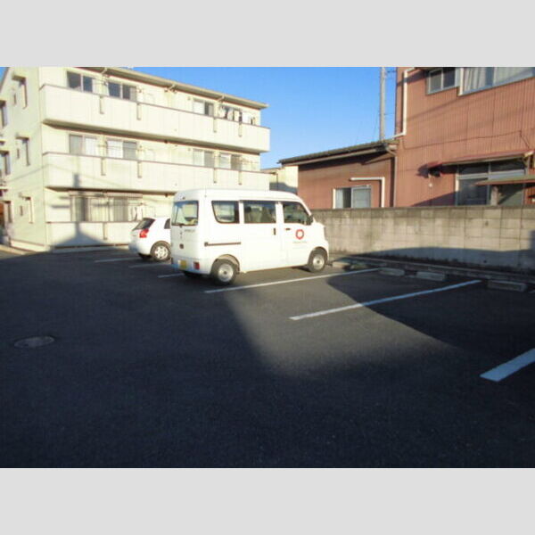 駐車場 (駐車場)