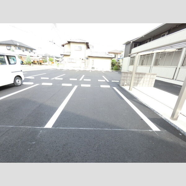 駐車場 (駐車場)