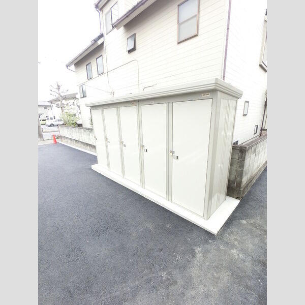 現地周辺 (専用物いれです。)