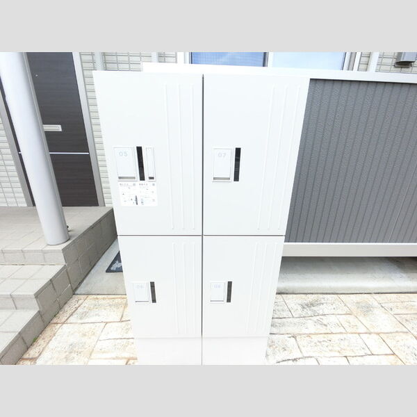 現地周辺 (宅配ボックス)