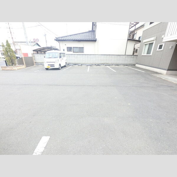 駐車場 (駐車場)