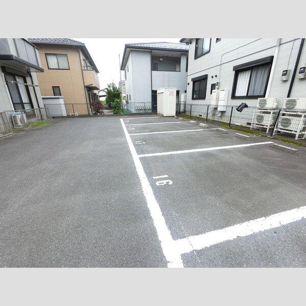 駐車場 (駐車場)