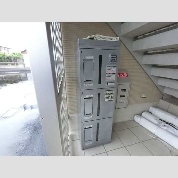 現地周辺 (宅配ボックス)