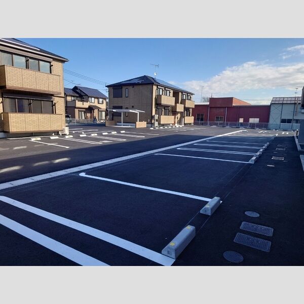 駐車場 (駐車場)