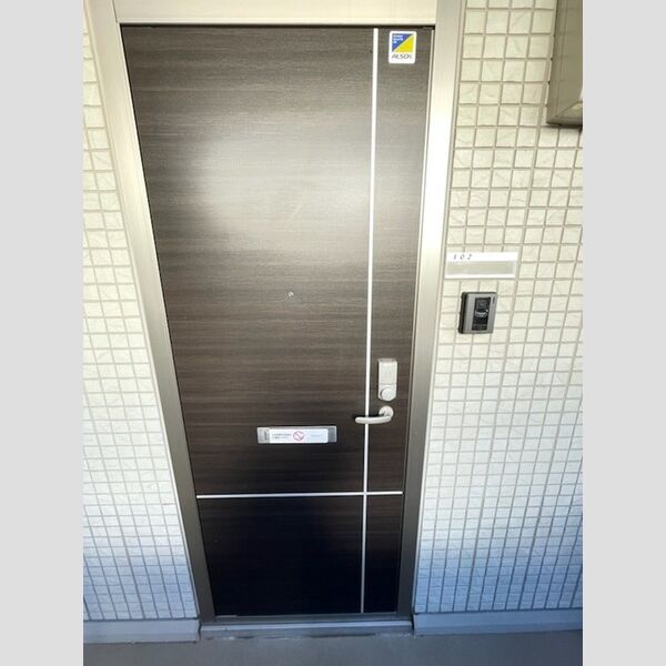 玄関 (玄関ドア)