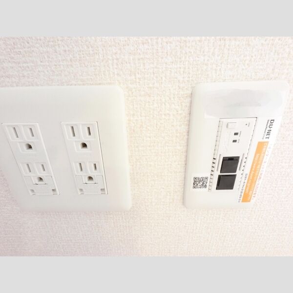 その他 (Wi-Fi　使えます。)