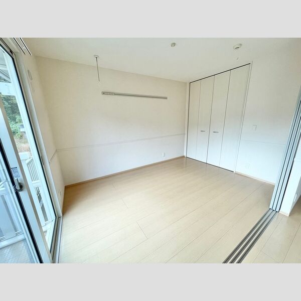 その他 (201　南側洋室)