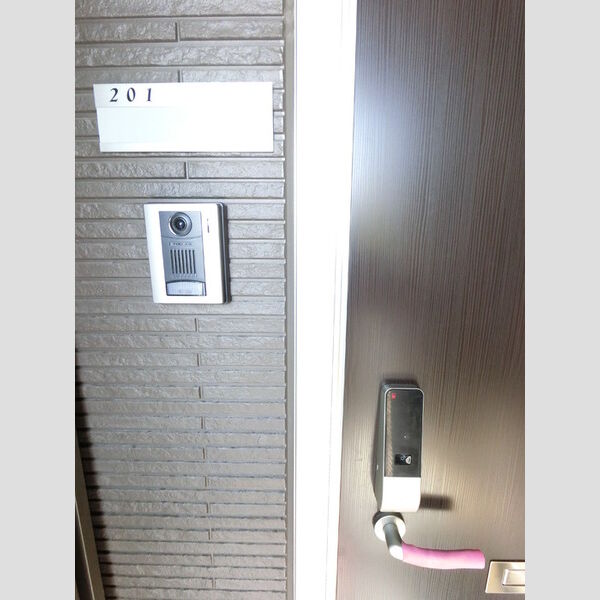 その他設備 (カードキーは防犯性が高く、施錠・開錠がスムーズ)