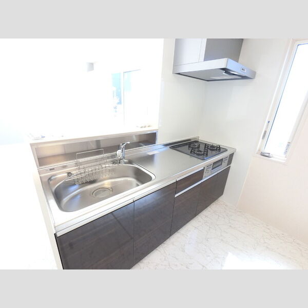 キッチン (システムキッチンです)