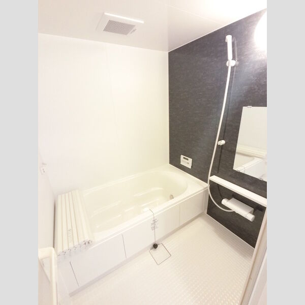 バス (1坪バスです)