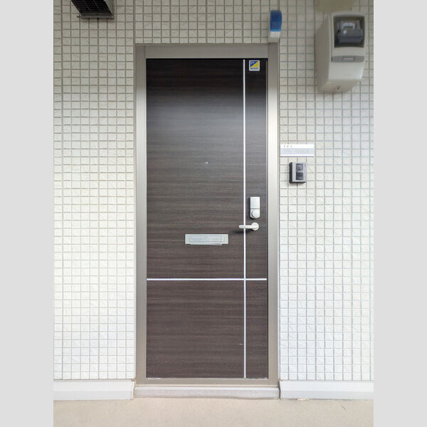 玄関 (玄関ドア)